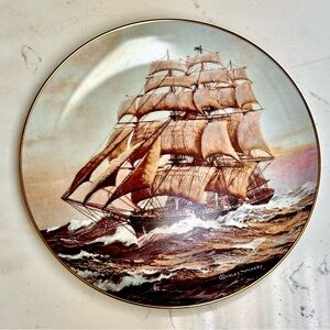 “A Davy Crockett at Day Break” plate by artist Charles Vickery